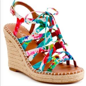 Sugar Floral Wedge